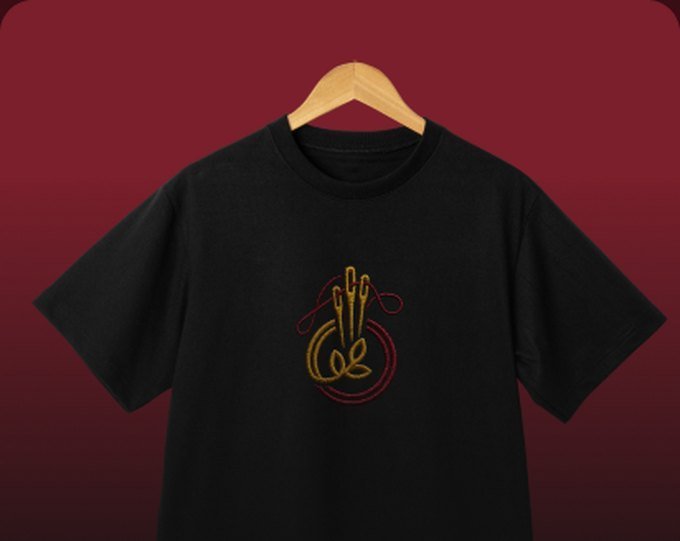 Classic Fit Logo Tee